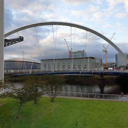 Riverview Apartment Glasgow Eksteriør billede