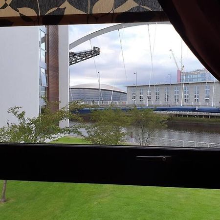Riverview Apartment Glasgow Eksteriør billede